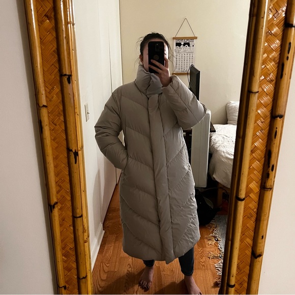 Aritzia Wilfred The Cloud Puff Long - Picture 3 of 9